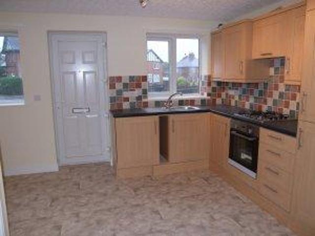 2 bedroom semi detached house to rent