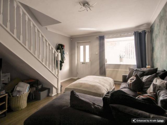 2 bedroom semi detached house to rent