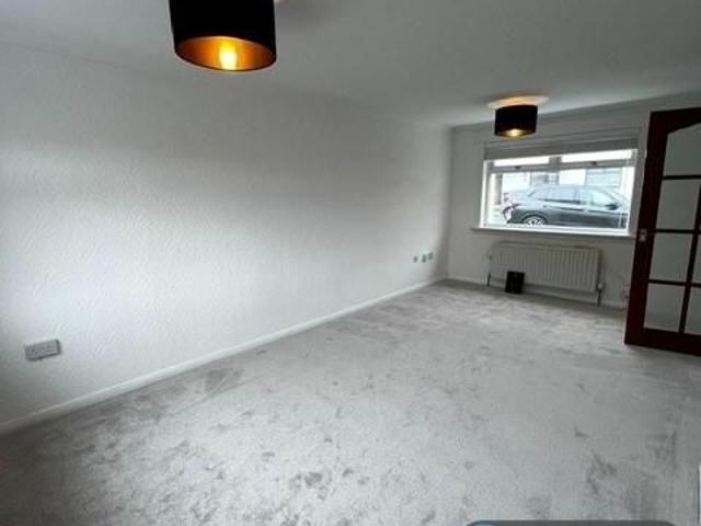2 bedroom semi detached house to rent