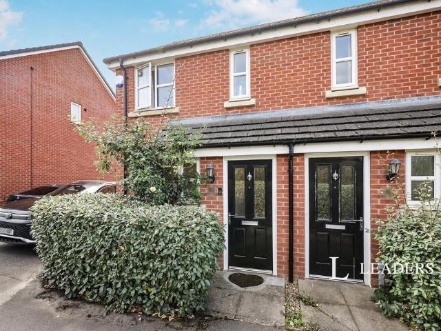2 bedroom semi detached house to rent