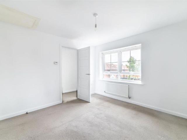 2 bedroom semi detached house to rent