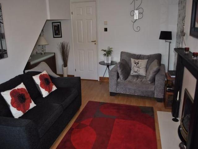 2 bedroom semi detached house to rent
