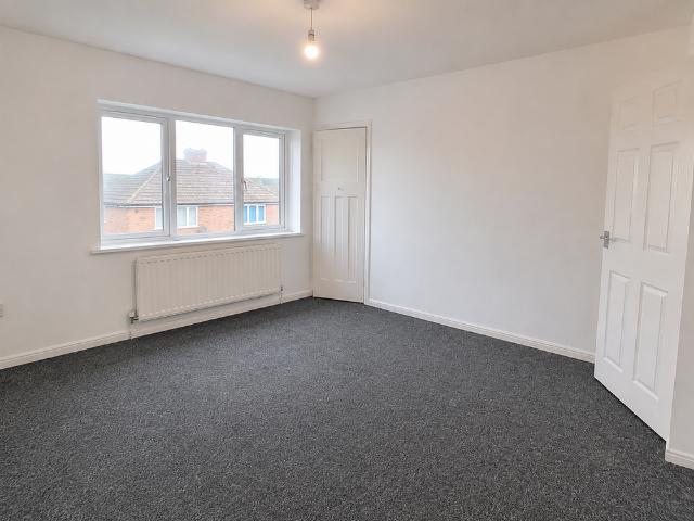 2 bedroom semi detached house to rent
