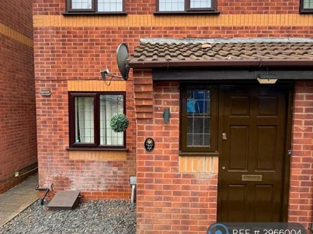 2 bedroom semi detached house to rent
