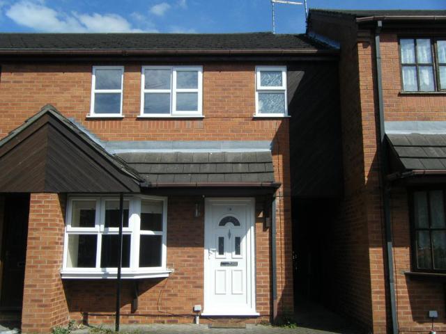 2 bedroom semi detached house to rent