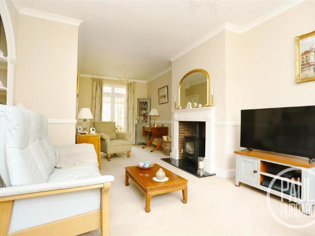 2 bedroom semi detached house to rent