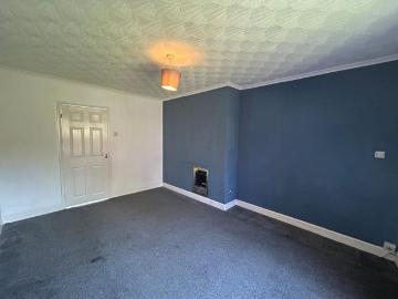 2 bedroom semi detached house to rent
