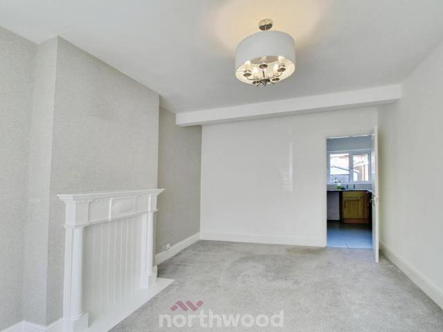 2 bedroom semi detached house to rent
