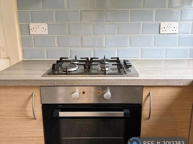 2 bedroom semi detached house to rent