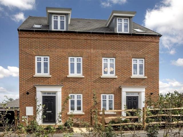 2 bedroom semi detached house to rent