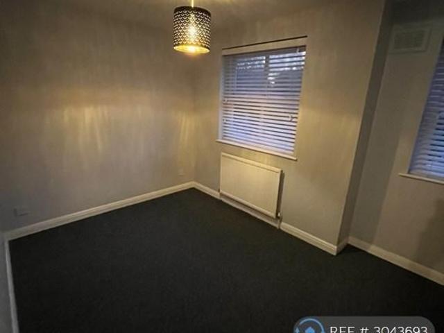 2 bedroom semi detached house to rent