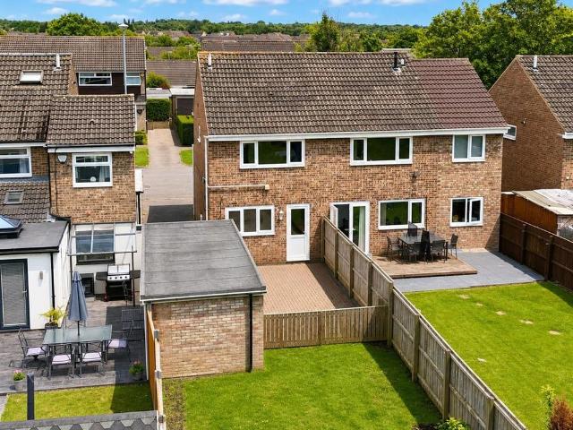 2 bedroom semi detached house to rent