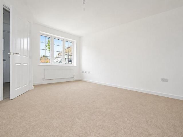 2 bedroom semi detached house to rent
