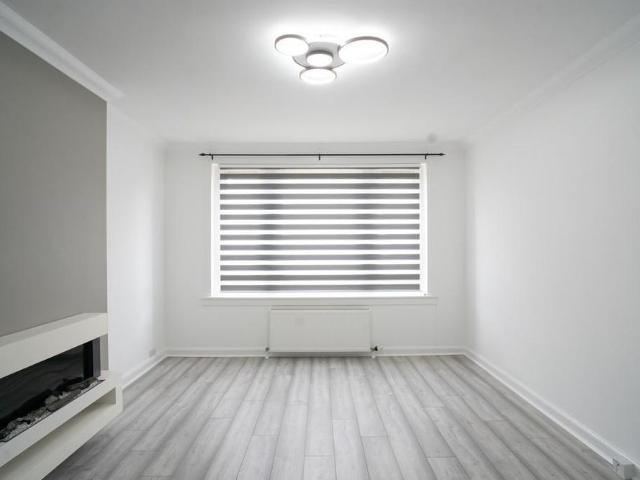 2 bedroom semi detached house to rent