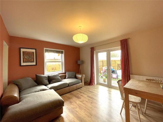 2 bedroom semi detached house to rent