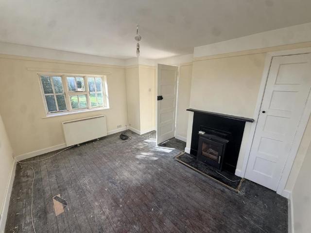 2 bedroom semi detached house to rent
