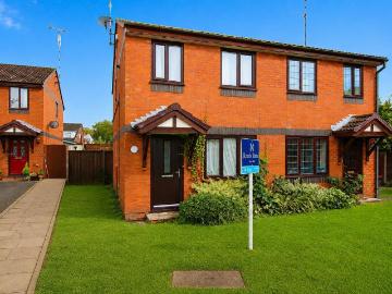 2 bedroom semi detached house to rent