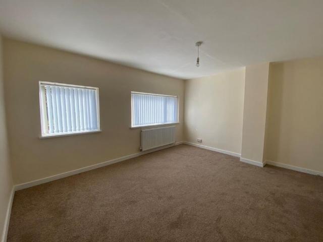 2 bedroom semi detached house to rent