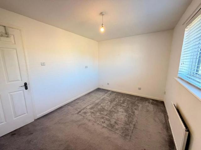 2 bedroom semi detached house to rent