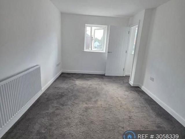 2 bedroom semi detached house to rent