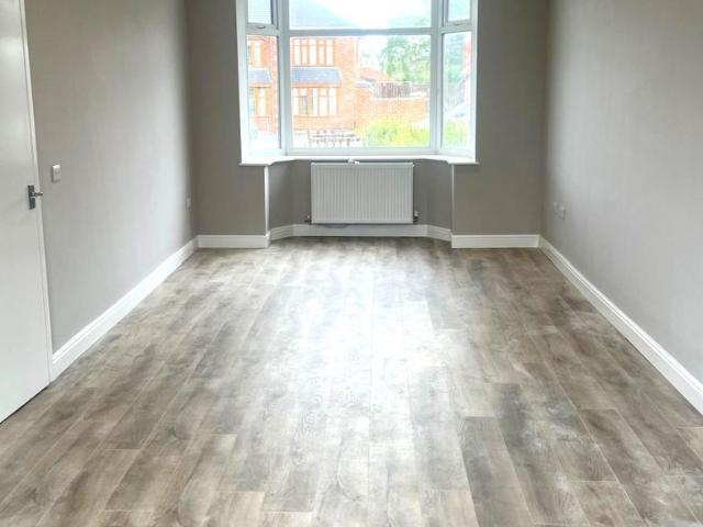 2 bedroom semi detached house to rent