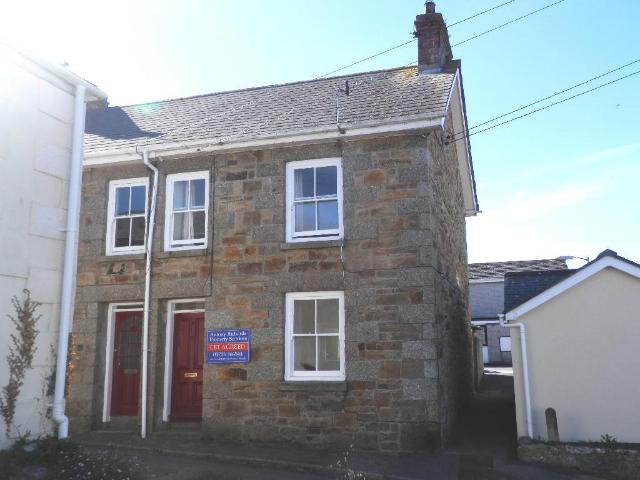 2 bedroom semi detached house to rent