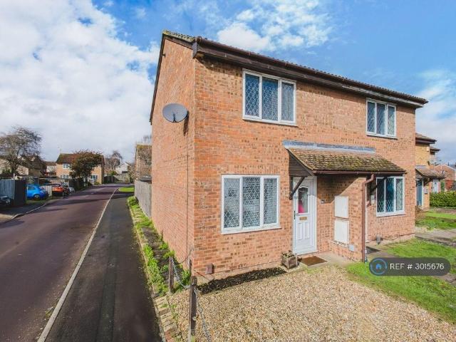 2 bedroom semi detached house to rent