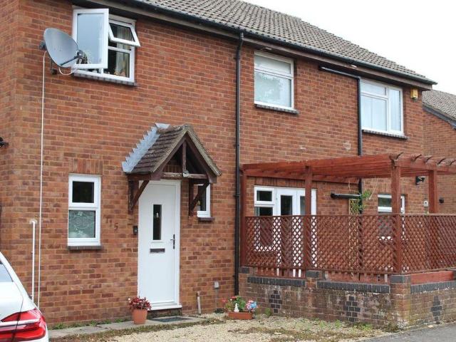 2 bedroom semi detached house to rent