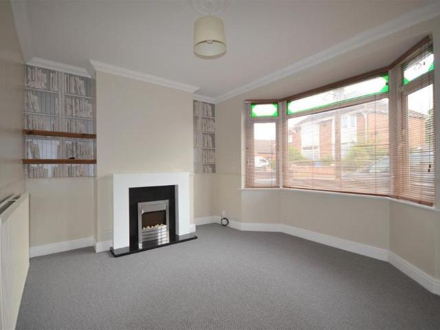 2 bedroom semi detached house to rent