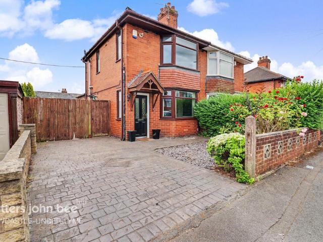 2 bedroom semi detached house to rent