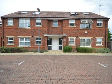2 bedroom semi detached house to rent