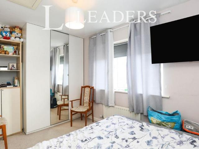 2 bedroom semi detached house to rent