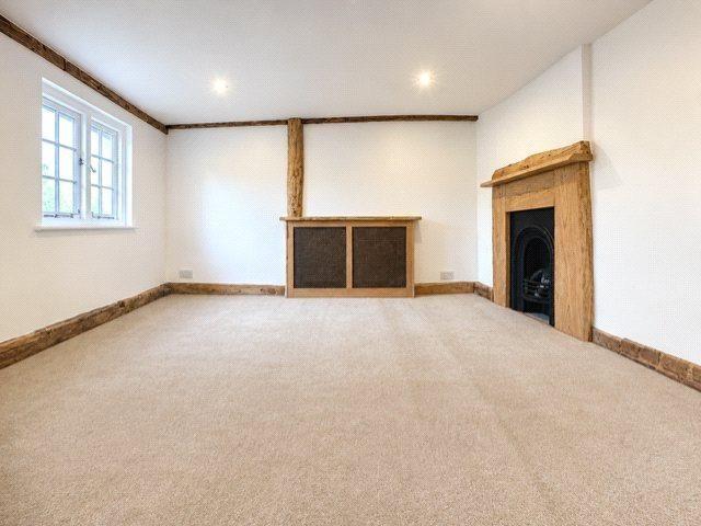2 bedroom semi detached house to rent