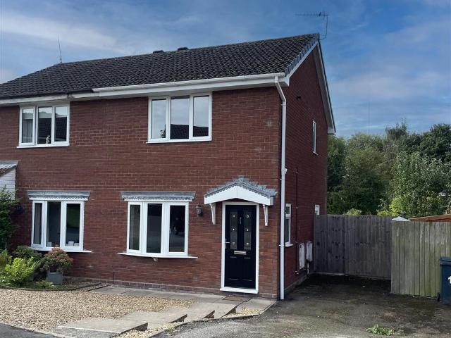 2 bedroom semi detached house to rent