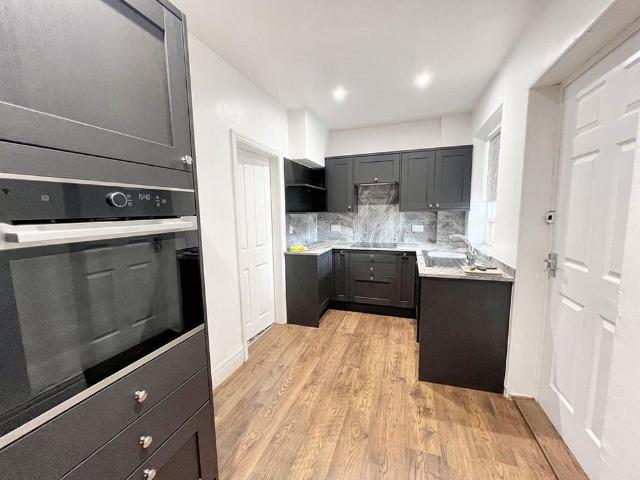 2 bedroom semi detached house to rent