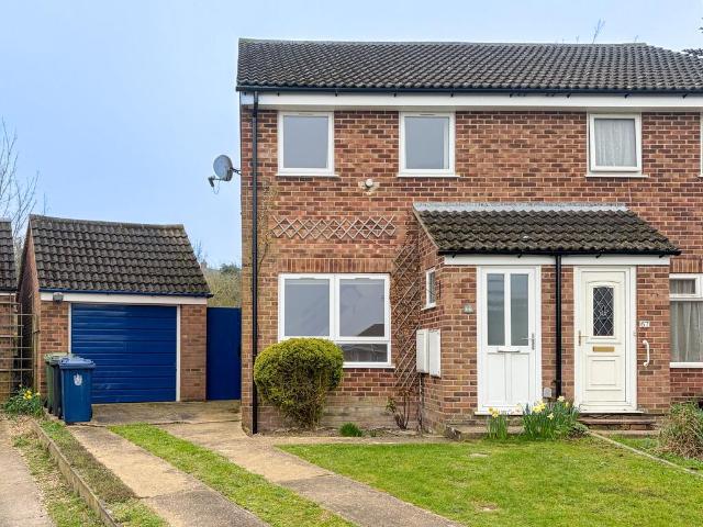 2 bedroom semi detached house to rent
