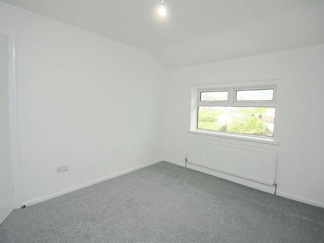2 bedroom semi detached house to rent