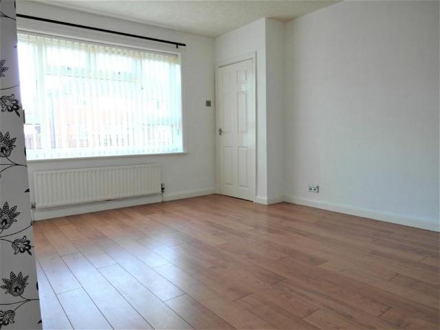 2 bedroom semi detached house to rent