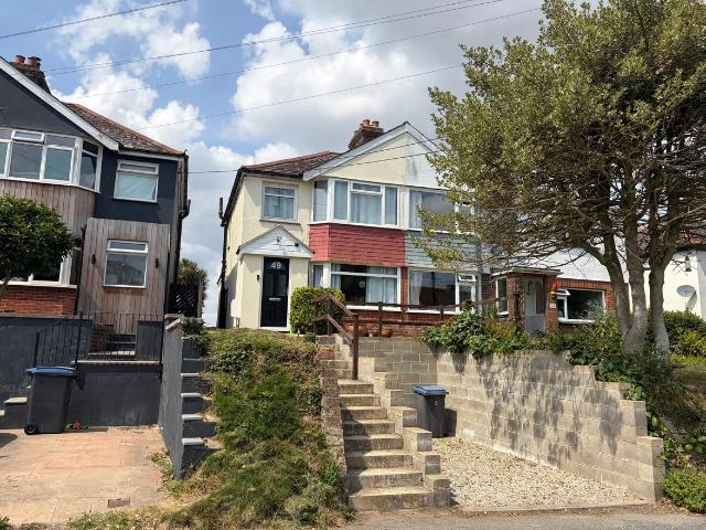 2 bedroom semi detached house to rent