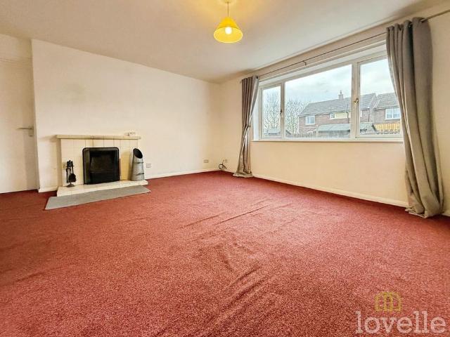 2 bedroom semi detached house to rent