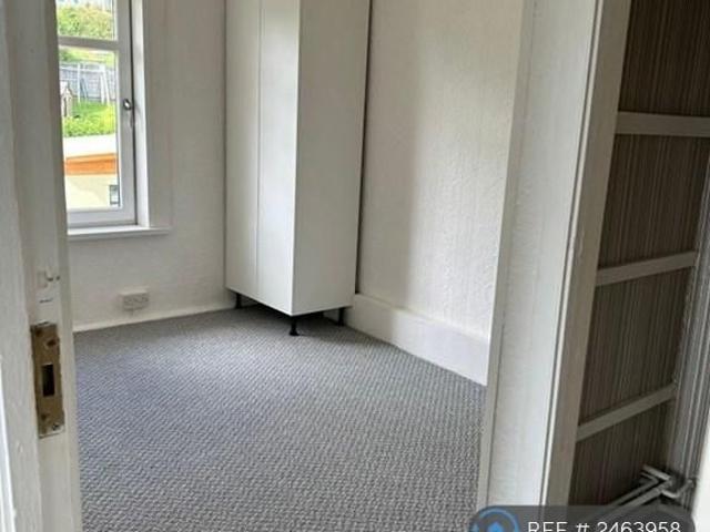 2 bedroom semi detached house to rent