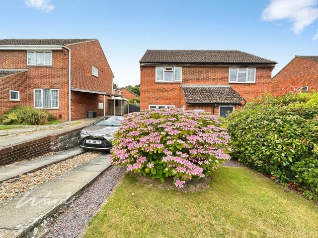 2 bedroom semi detached house to rent