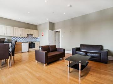 2 bedroom semi detached house to rent