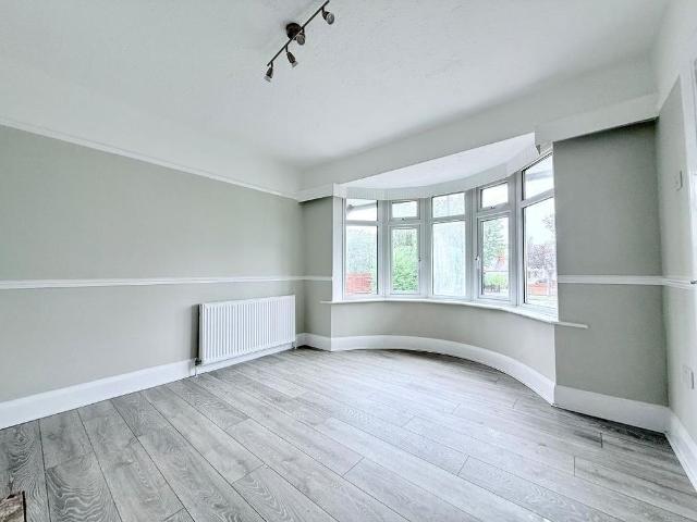 2 bedroom semi detached house to rent