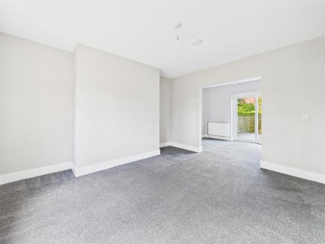 2 bedroom semi detached house to rent