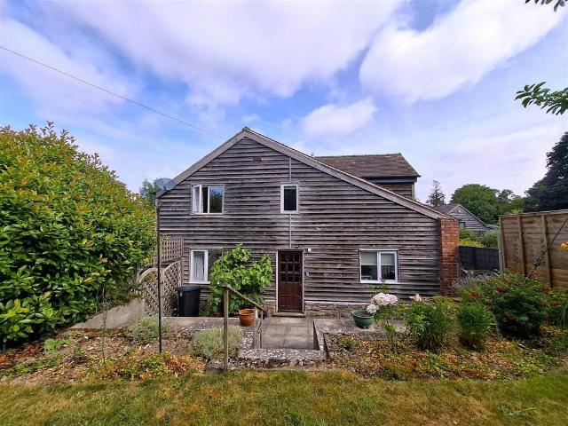 2 bedroom semi detached house to rent