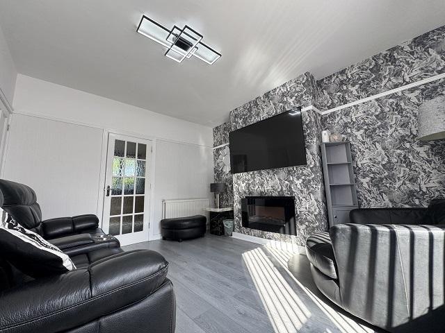 2 bedroom semi detached house to rent