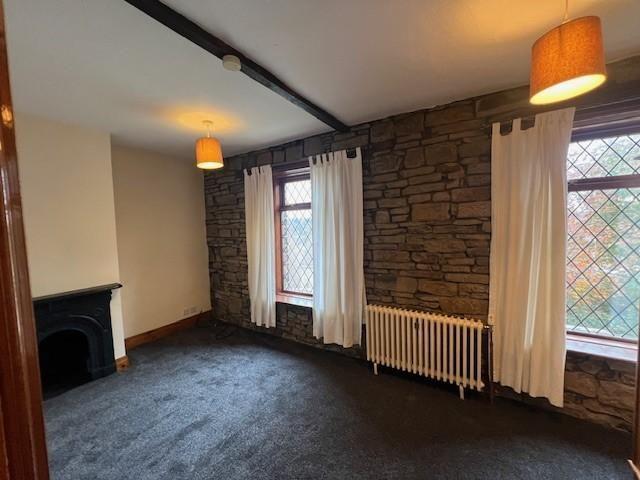 2 bedroom semi detached house to rent