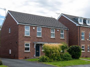 2 bedroom semi detached house to rent