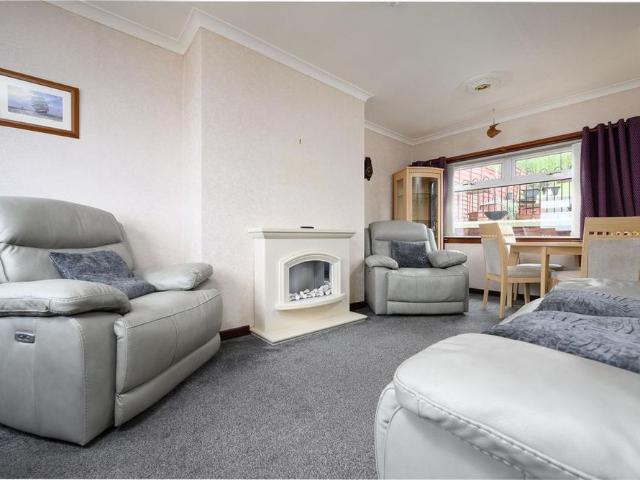 2 bedroom semi detached house to rent